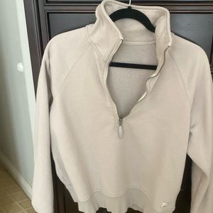 Vuori restore half-zip sweatshirt; great condition